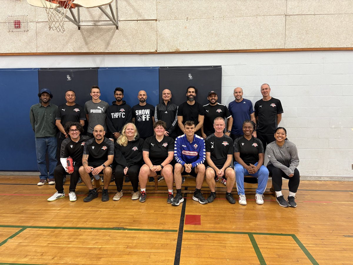 Chris Smith tweet media