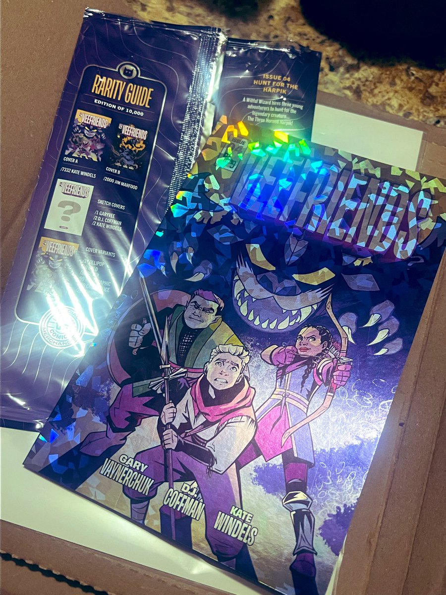 samcvey90's tweet image. Hell yeah!!!! Received my Cracked Ice Issue 4 Comic (/199) from @VeeFriendsCards today! Thanks @garyvee @adamripps @veefriends 🥰 So So happy with it!!!! 💜💙💜💚 Amazing!!! #VeefriendsComics ❤️‍🔥