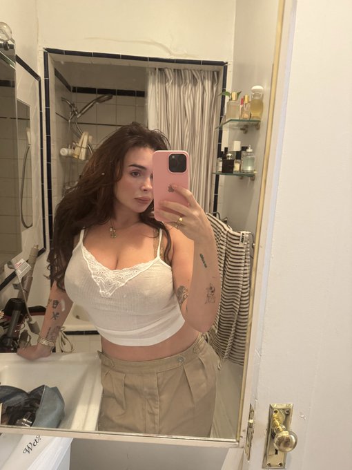 1 pic. Day to night https://t.co/Cz61jAmTRK