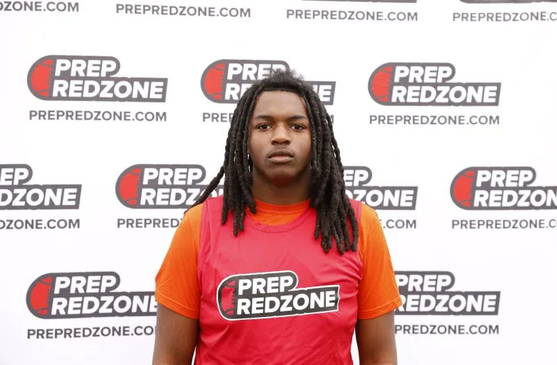 MJ_NFLDraft's tweet image. Mountain Men: OL to Watch in Final Week of Regular Season
-Uncommitted seniors including a 6'6" 290 lbs OT
- rising 2027s to get on your boards and into camps this summer
- plus a sophomore to keep a close eye on in @JCBranchCarr

@JackSimmons887
Article: prepredzone.com/2025/10/mounta…