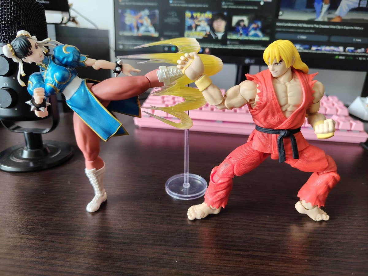 rosewithaccent's tweet photo. Just got my Storm Arena Ken figure, so I had to do this. @JWonggg https://t.co/2qlZd0OeH5