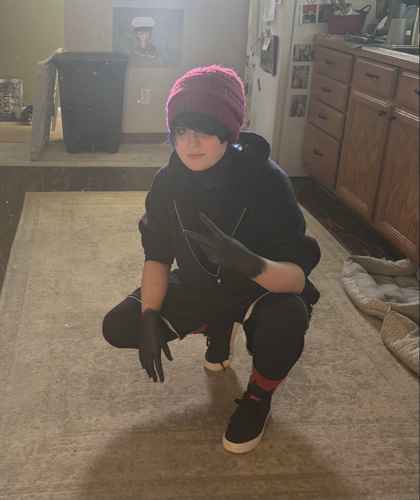 Valentines_Doom's tweet photo. Blurryface in the car with his girlfriend core https://t.co/QuPTtlvy0N