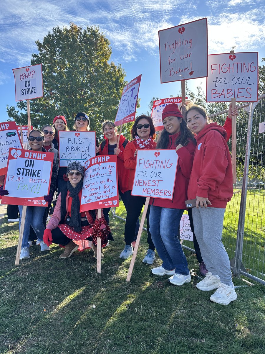 OFNHP's tweet image. Strength, unity, and purpose. Every person on the strike line is standing up for patients, their teams, and the future of care. 
#OneVoiceOneFightOneFuture #kaiserstrike