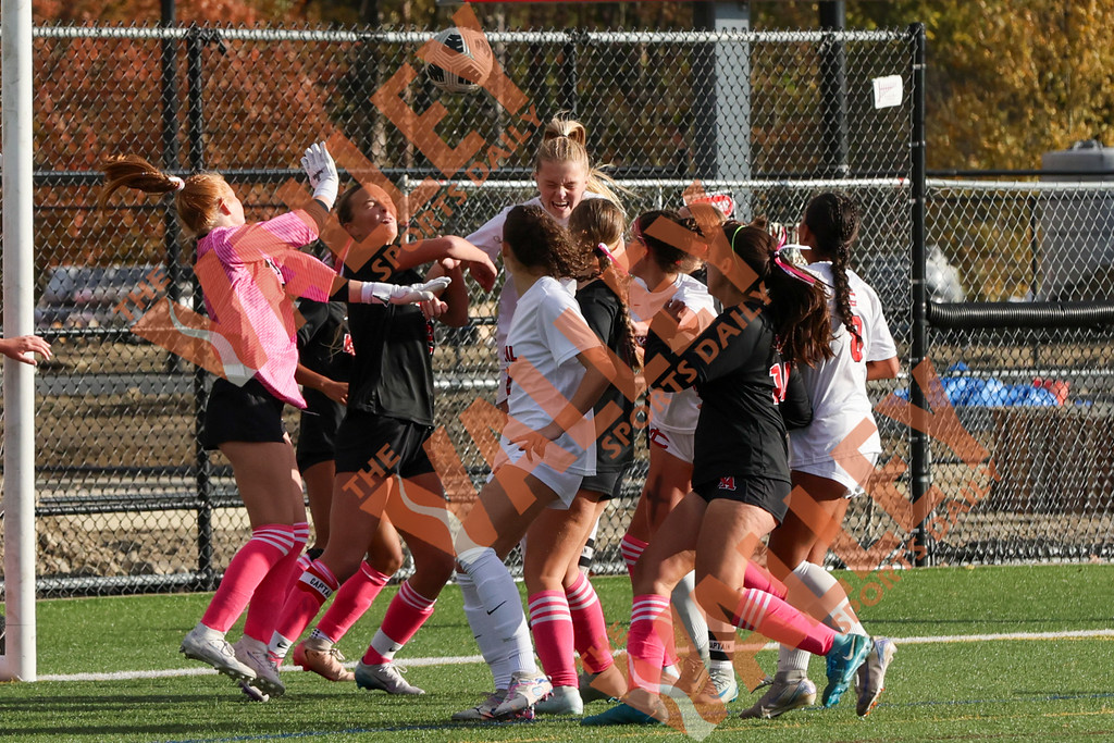 ValleySportsDaily (@thevalley_daily) on Twitter photo ⚽️PHOTO GALLERY: <a href="/CCRaider_GSoc/">CCHS Girls Soccer</a> vs <a href="/NA_Athletics/">Scarlet Knights</a> Girls Soccer
📷Use code TWITTER for 20% off all photo sales
🔗valleysportsdaily.smugmug.com/2025-2026/Fall… ⚽️PHOTO GALLERY: <a href="/CCRaider_GSoc/">CCHS Girls Soccer</a> vs <a href="/NA_Athletics/">Scarlet Knights</a> Girls Soccer
📷Use code TWITTER for 20% off all photo sales
🔗valleysportsdaily.smugmug.com/2025-2026/Fall…