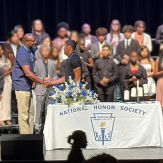 Honored to be accepted into the National Honor Society! Grateful for the opportunity to continue growing through scholarship, leadership, service, and character. #NHS <a href="/therealraygates/">Ray Gates</a> <a href="/DemarcusHarri01/">Coach Harris</a> #AGTG