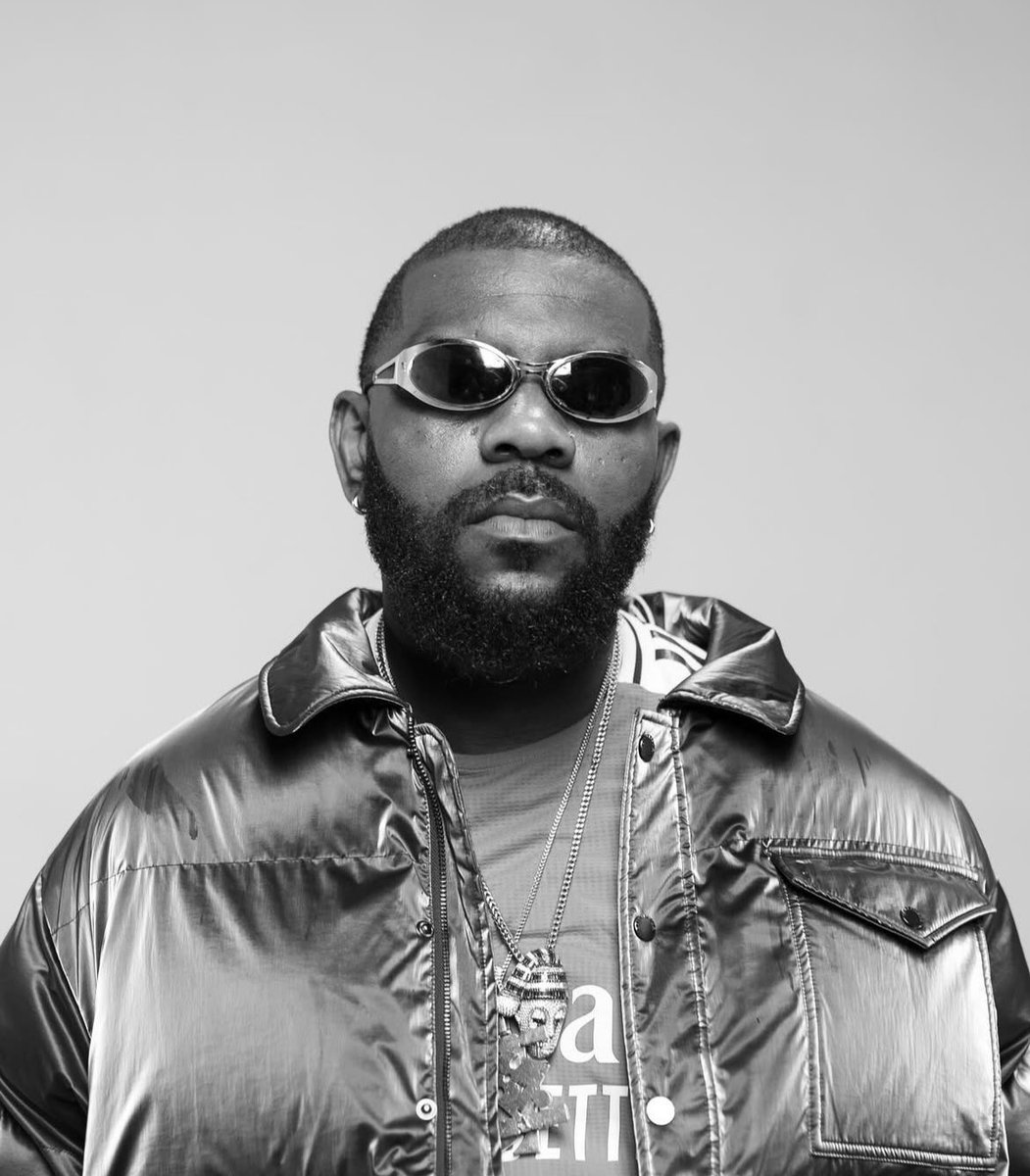🗣️😤 BLAQBONEZ has more words for Odumodublvck on Verse 2 of “ACL”:

“All that agriculture wey Dey give boys confidence go soon off/
Dem Dey gas out to rap with me, the MACHINE go soon knock
Make e Dey do him highlife Dey go
Make e Dey sing high notes, Wande Coal
Make e Dey suck