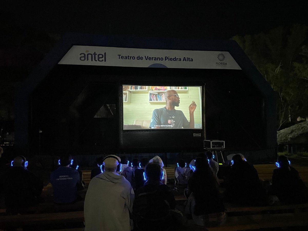 Se presenta en el Teatro de Verano la gira de Cine Itinerante de Primavera con dos obras de cine nacional, “La Otra Pelota”, de Medio y Medio Films, dirigida por Federico Lemos, y “Sangre de Campeones”, de Coral Cine, dirigida por Guzmán García y Sebastián Bednarik.