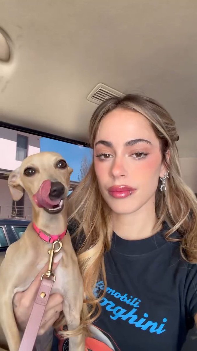 la ternura q me genera q fifi sea igual a ella