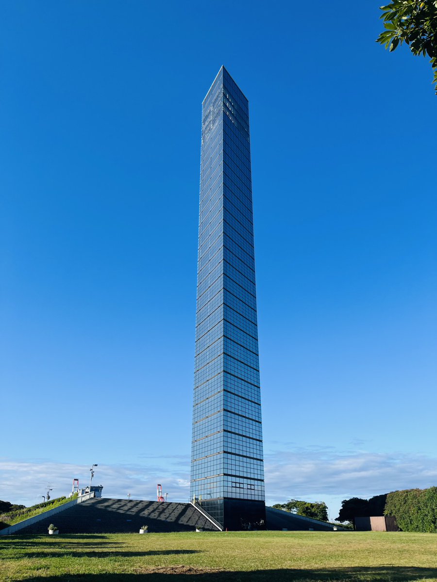 影と光の絶望タワー 千葉ポートタワー【公式】 on X: 