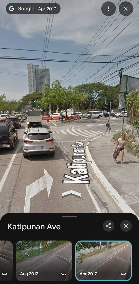 cxteam_lim's tweet photo. Isang palaisipan kung paano nawala ang pedestrian lanes sa kanto ng Katipunan at CP Garcia. Meron yan dati. Nadali ba ito sa isang road reblocking ng @DPWHph? 

Isang panawagan po kay @QCMayorJoy na makaugnayan ang @DPWHph na ibalik ang pedestrian lane sa CP Garcia. https://t.co/itomr2aFSR