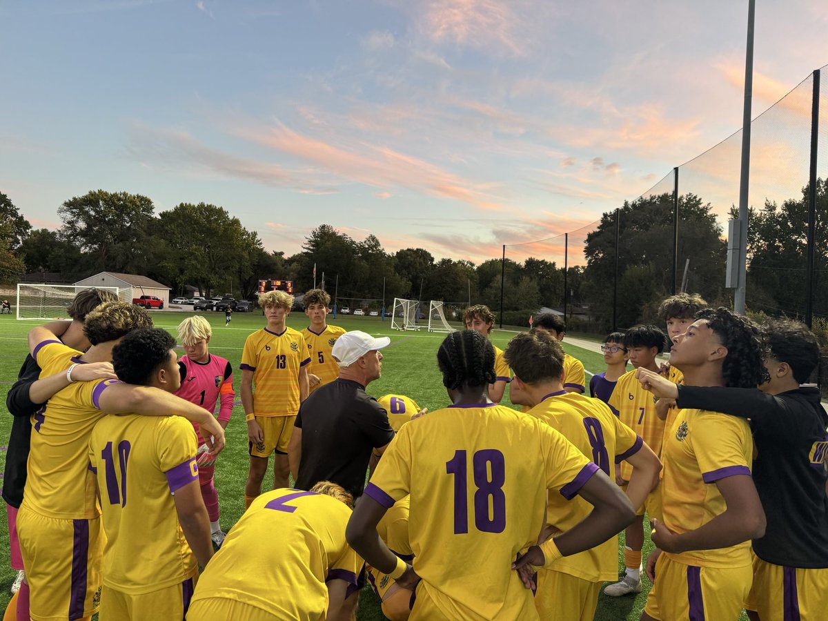 Blue Springs Boys Soccer tweet media
