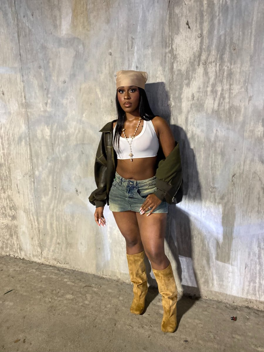 ____tamiaaa's tweet photo. it’s breezy https://t.co/LRdslAYwCA