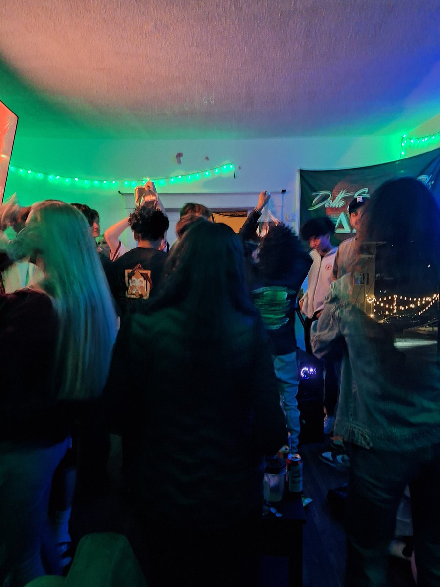 SkipLothian's tweet image. #pullmanbct