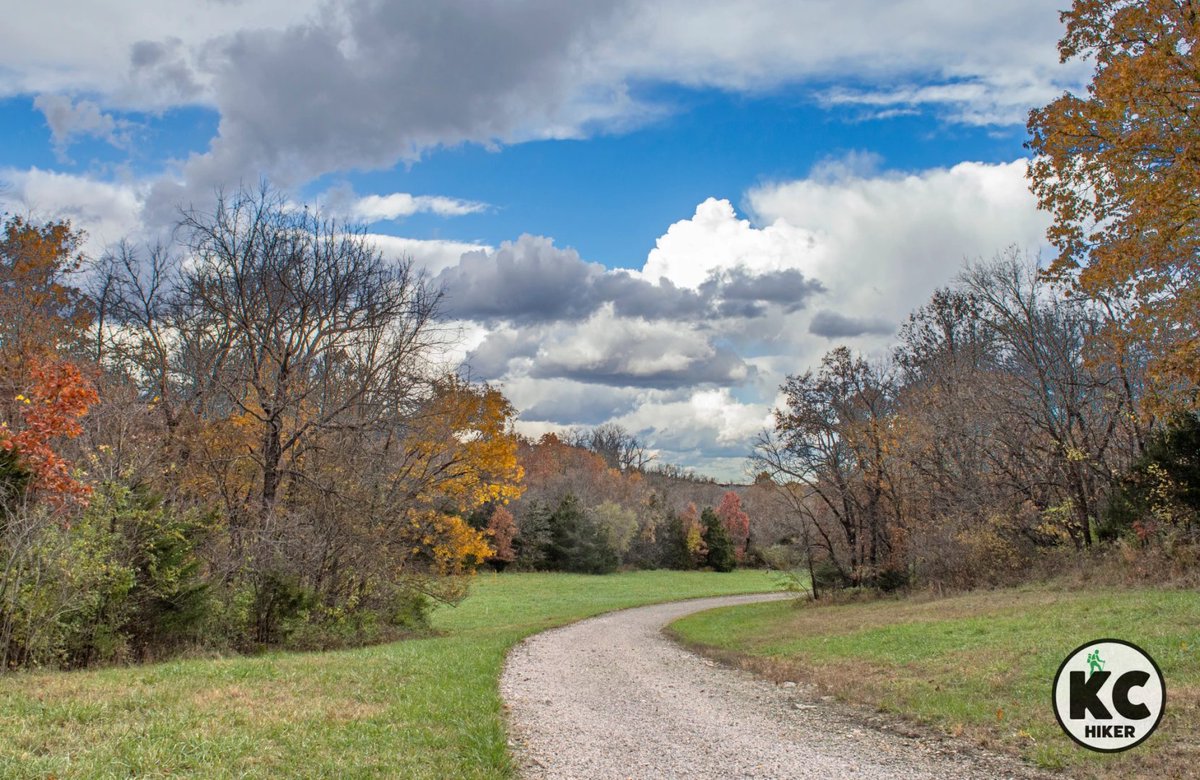 Blue Springs Lake, near the dam and trailhead of the North Shore Trail: kansascityhiker.com/jackson-county…