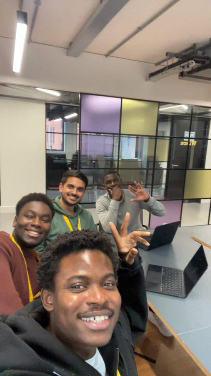 The 4 youngest founders in the <a href="/DiSH_Manchester/">DiSH Manchester</a>  accelerator powered by  <a href="/Plexalcity/">Plexal</a> <a href="/eagle_labs/">Eagle Labs</a>. Before this photo we said “let’s see where we’ll be in 5 years”