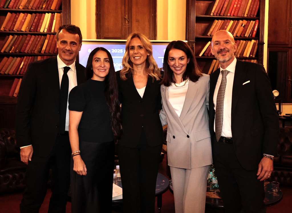 💪🇺🇸 Italian SMEs, ready for the US West Coast?

Guida Paese Smart was presented at Link Campus University 🇮🇹 in Rome! Your ultimate tool to navigate opportunities &amp; challenges in the Western US 🚀🌎

🔗 conslosangeles.esteri.it/it/italia-e-us…