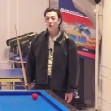 wlfiechans's tweet photo. have an excited little chan for your tl https://t.co/1uLRTErxWW