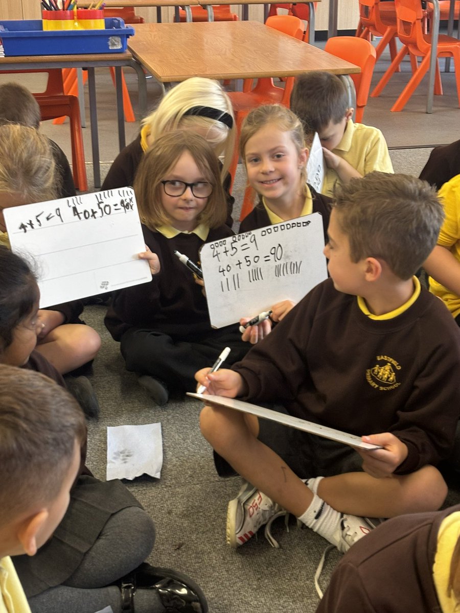 EastfieldPSHull's tweet photo. In #2MS this morning, the children have been finding number bonds to 100 using known number facts #epsmaths https://t.co/CFZRdHQFGl