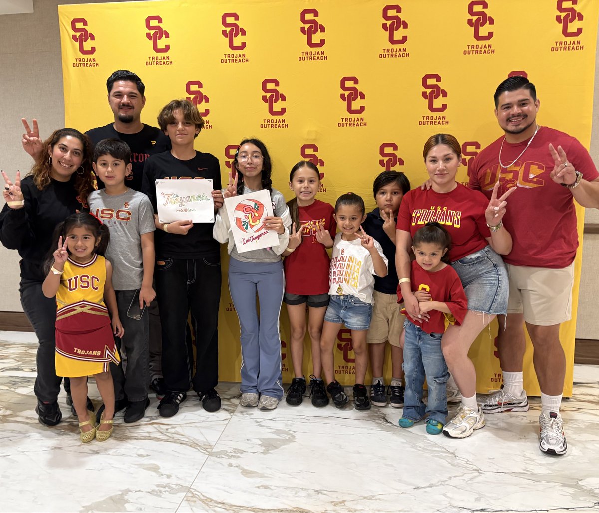 As we close out Latinx Heritage Month, we celebrated the history of LatinX athletes at USC by hosting community members for our Think Like A Trojan event with USC trivia, Lotería and Los Troyanos sign making before watching <a href="/uscwomensvolley/">USC Women's Volleyball</a> beat LSU!