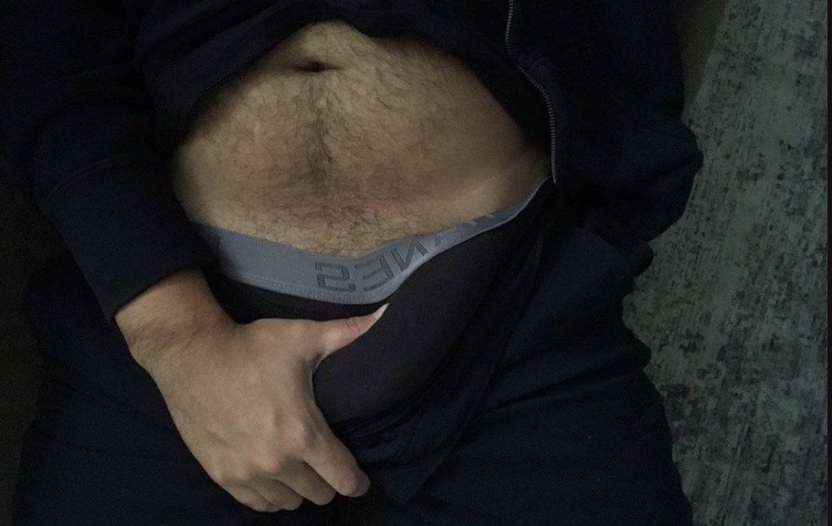 enbyservicetop's tweet photo. Well I guess it’s time to start posting on here. Here’s a little teaser https://t.co/Q3zjtXhzed