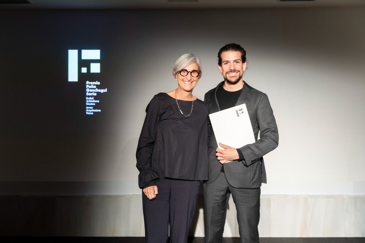🥇La quinta edición del
Premio Peña Ganchegui a la joven arquitectura vasca ha reconocido hoy al estudio AMA por su capacidad para entrelazar la investigación con la práctica profesional y la coherencia y delicadeza de su temprana trayectoria. 

🎉Zorionak!