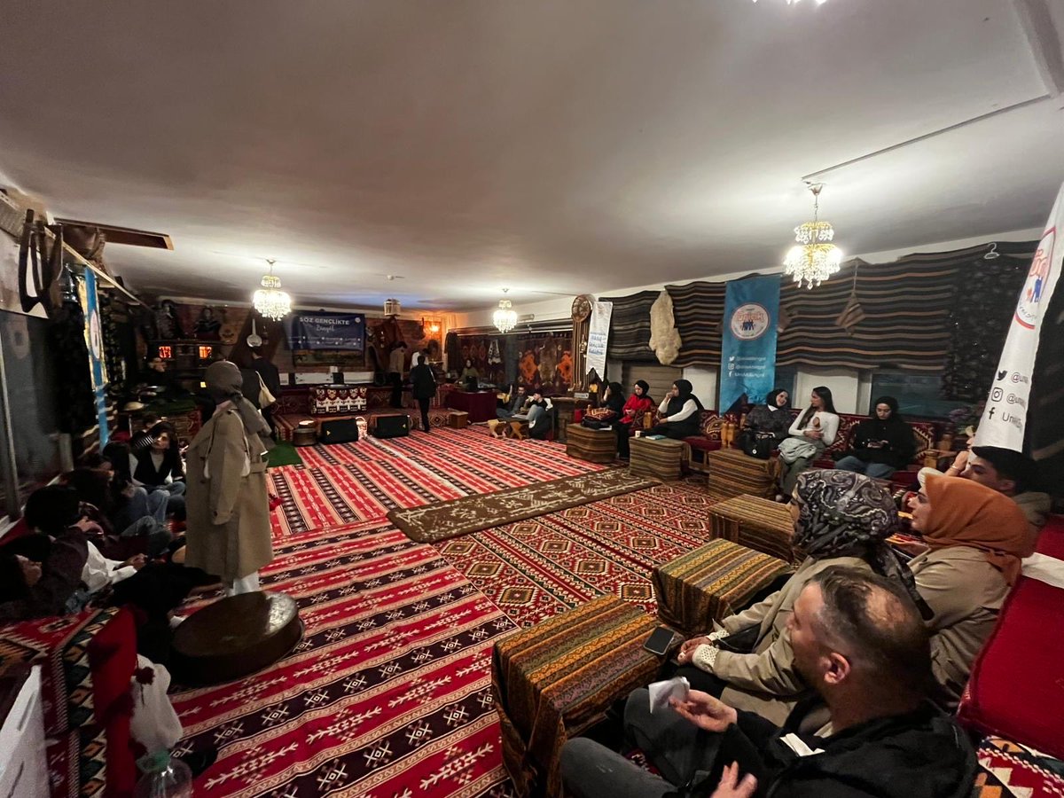 📍 SÖZ GENÇLİKTE – Bingöl

Bugün; İl Başkanımız Av. Yılmaz Seven, Genç İlçe Başkanımız Sait Kolak
ve ÜNİAK teşkilatımızın kıymetli gençleri ile bir araya geldik.

Heyecanı, inancı ve dinamizmiyle geleceğe yön verecek olan gençliğimizle;
davamızı, hedeflerimizi ve yeni dönem