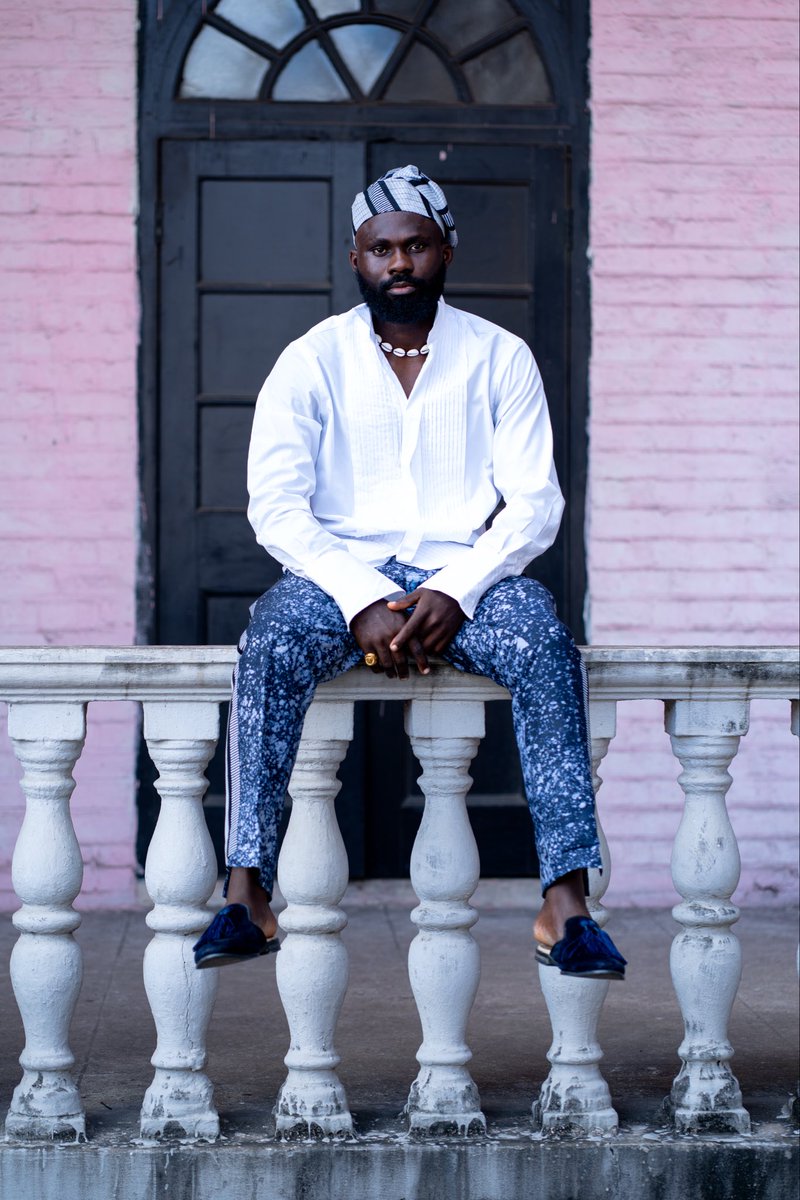balogunofeko's tweet photo. Fashion killa look by Misara. Hit the brand up for yours!
#MisaraFashion #StyleIcon #AdireToTheWorld #IROKECollection #AfricanFashion #YorubaStyle #WearableArt #OOTD #FashionKilla

https://t.co/k8vYqyyxE4 https://t.co/hWDZFFinJk