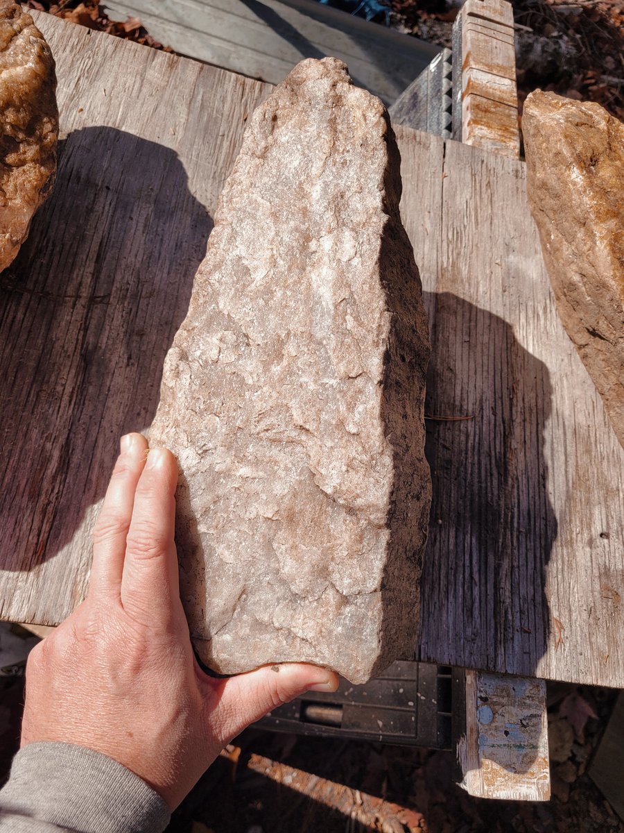 Found this nice obelisk-shaped piece of quartz today. Might make a good feature stone for my interior stonework.