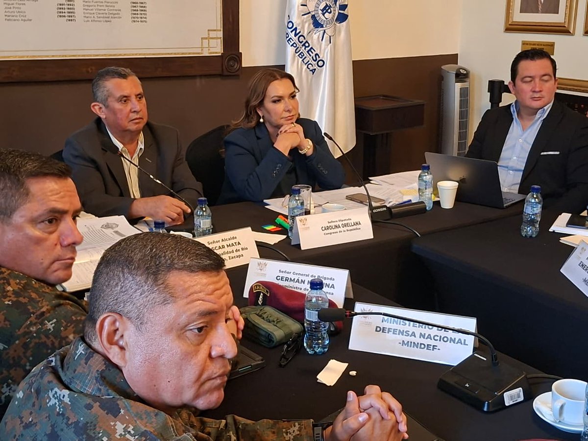 🚨 Pobladores de Santa Rosalía Mármol, Río Hondo, Zacapa, se reúnen en el <a href="/CongresoGuate/">Congreso Guatemala</a> con la Diputada <a href="/carolinaorezac/">Carolina Orellana</a> para conocer avances que lleven al cierre de la hidroeléctrica Pasabien por falta de documentación ante el <a href="/MEMguatemala/">Ministerio de Energía y Minas de Guatemala</a> y <a href="/marnguate/">Ministerio Ambiente y Recursos Naturales 🌳</a> . #Congresogt #zacapa