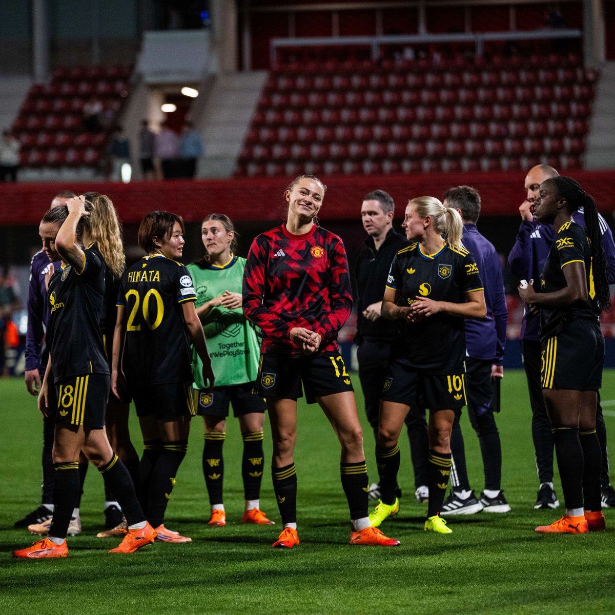 ManUtdWomen's tweet photo. That's back-to-back wins in the #UWCL ✌️

Next up: PSG at Old Trafford — get your tickets now 👀👇