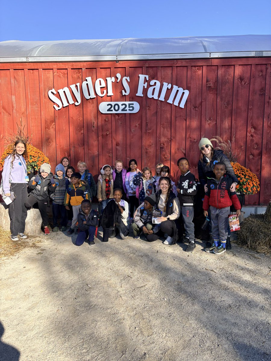 Miss Kay tweet media