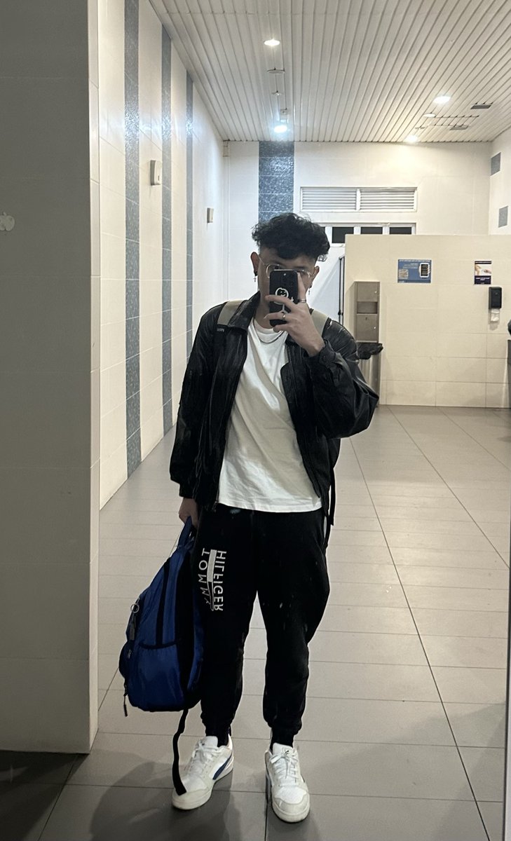 RyNotFound tweet media