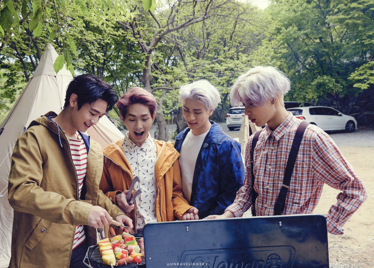 unravelingsky's tweet photo. #2025MAMAVOTE #SHINee https://t.co/JX8RFqK7Yn
