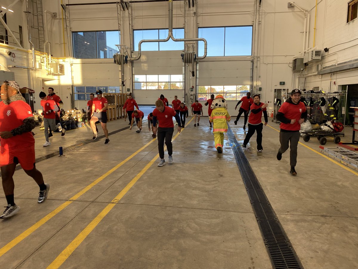 BPFFA1068's tweet photo. This morning the #BFES #recruits went for a run with #sparky. We take fitness very serious and make it a priority for our recruits. Sparky got a ride in our antique truck to encourage the recruits. https://t.co/KAiDBqsmqW