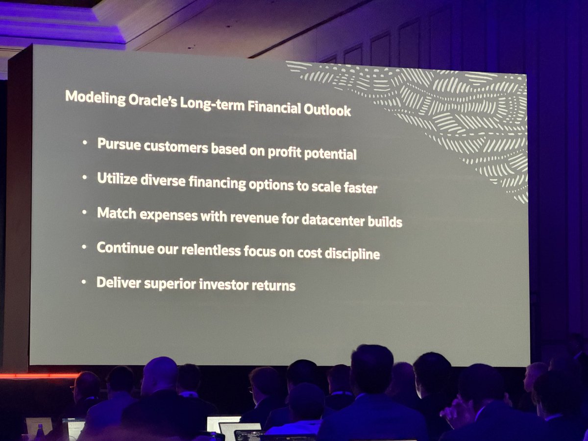 PatrickMoorhead's tweet image. $ORCL revised revenue +31% CAGR and profits +28% CAGR through 2030. I make fun of 🚀 but this deserves one.