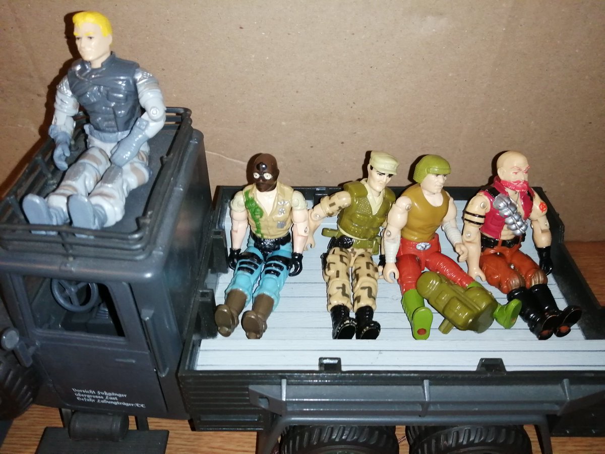 Snowleopard tweet media