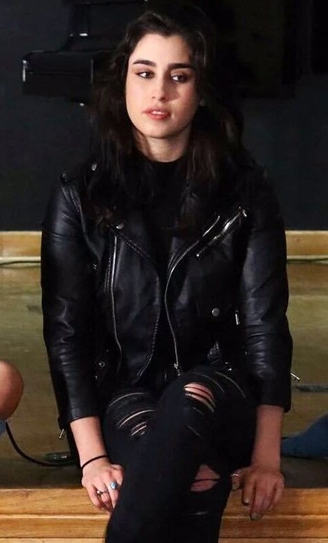 sinto muito pop coven mas ela nasceu pra isso