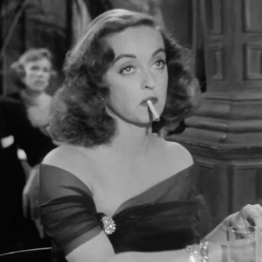 darylandfilms's tweet image. people often talk about marilyn monroe nearly playing the part of holly golightly in "breakfast at tiffany's," but an almost-casting that has always made me laugh is bette davis being walt disney's first choice for mary poppins before julie got the role 😭