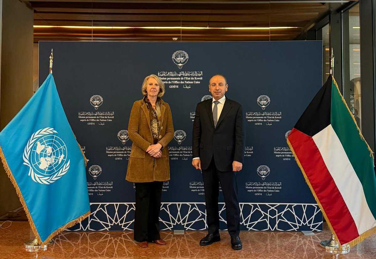 التقى سعادة السفير ناصر الهين، المندوب الدائم لدولة الكويت لدى الأمم المتحدة في جنيف، بسعادة السيدة إريكا شوتن، المندوب الدائم لمملكة هولندا، حيث جرى بحث المواضيع ذات الاهتمام المشترك مع التطلع لتعزيز التعاون بين الجانبين في المحافل الدولية