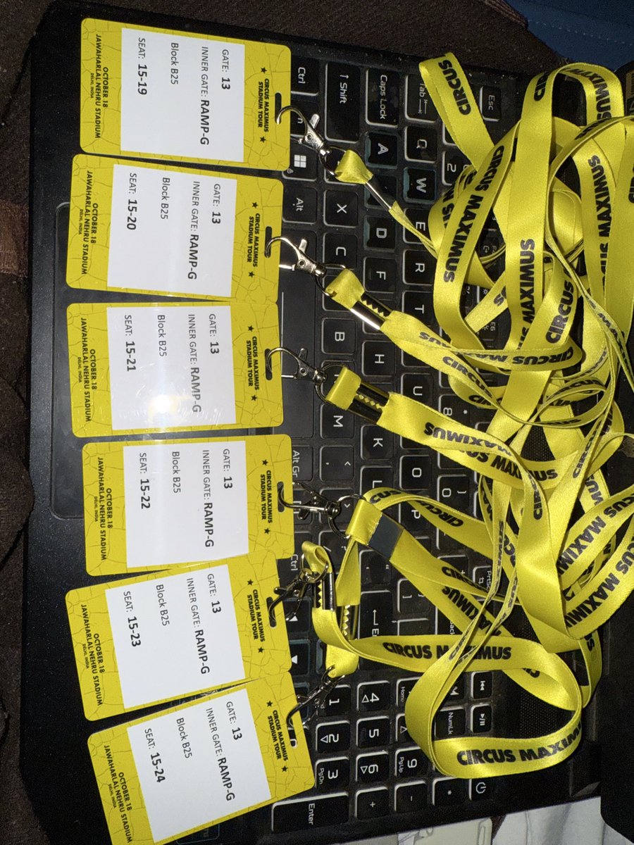 DashantPanigra3's tweet photo. BUY 1 GET 1 FREE  TRAVIS SCOTT TIXS

Hand to hand tickets available in Delhi 

B-25 - 6 tickets 
B-32 - 4 tickets

Show - 18th october

#travisscottdelhi #delhi #TravisScott #tickets https://t.co/e2woVjn5EN