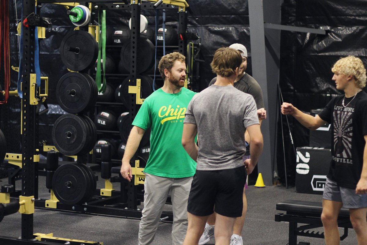 Alexa, queue “The Largest” by BigXthaPlug 

We’re partnered with <a href="/EP_byDMOS/">Engineered Performance</a> to provide cutting-edge performance training, designed to take athlete’s strength, speed, &amp; rotational power to the next level. 

🔗chipsiowa.com/des-moines/des…