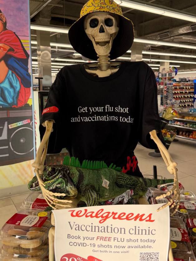 DonnaG1685411's tweet image. Not a great flu and vax shot exhibit. 💀☠️💀☠️💀
