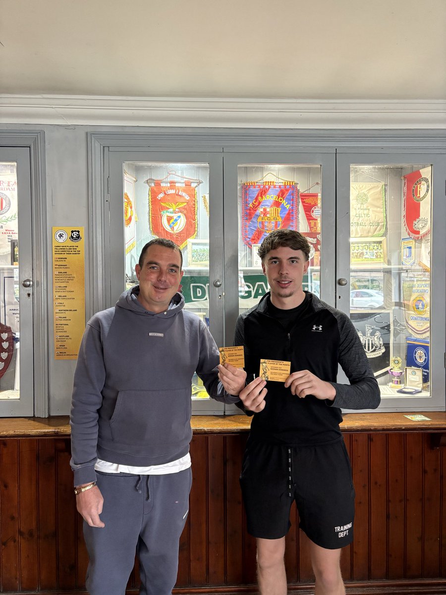 Our September Player of the Month goes to Keenan Edwards ! ⚽️ 

Keenan was presented the award by Paul Finney from one of our sponsors Crucial Interiors 🤝

Keenan had an outstanding month as he scored 5 goals in the first 3 games of the season! ⚽️