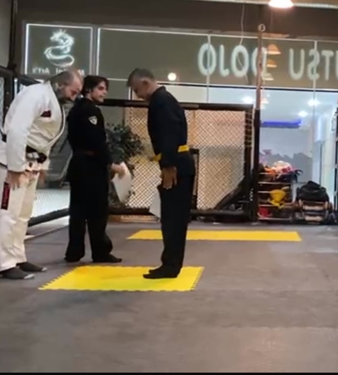 Esgiliekmekk's tweet image. İlk kademe tamam
#KravMaga