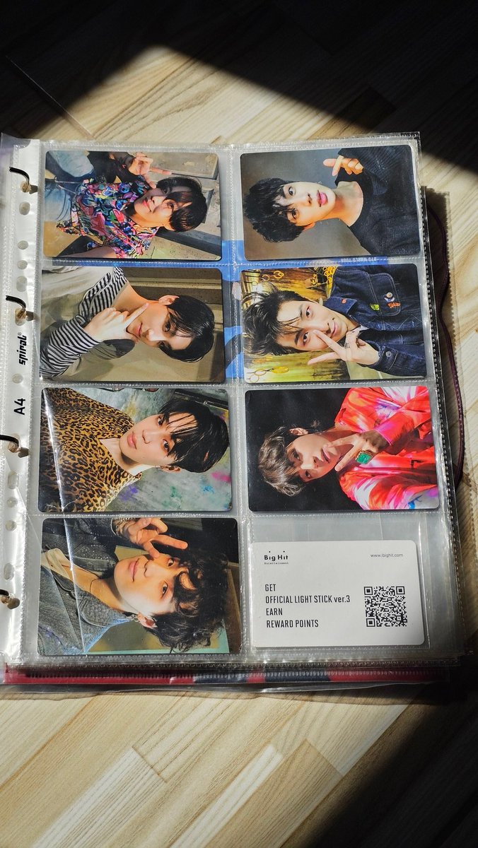 Mavih_013_'s tweet image. ▪︎•°•venda•°•▪︎

Photocards army bomb ver 3

27,50 (cada) com frete incluso!
Levando mais de um tem desconto 

Alguns possuem avaria- vídeos na dm e negócio valores!!

Tenho feedbacks!