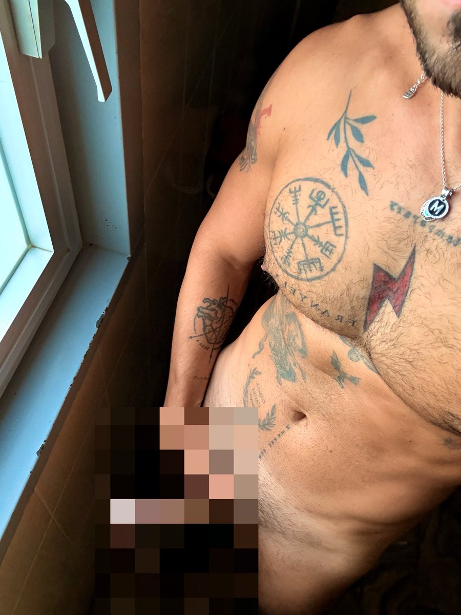 neesmar's tweet photo. RT si la quieres ver sin censura 😏🍼 https://t.co/kAX4Kf3Dts