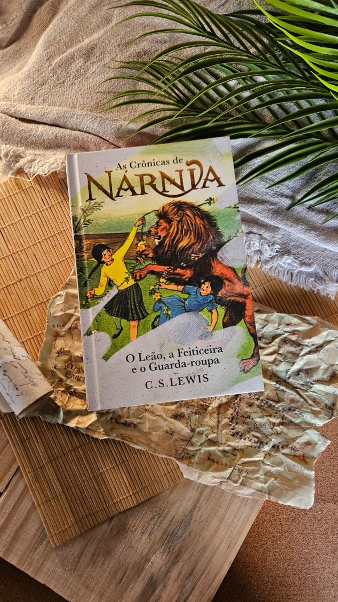 centralnarniana's tweet photo. 75 anos de Nárnia!!! Dia 16 de Outubro foi publicado a incrível obra de C.S Lewis O Leão a Feiticeira e o Guarda Roupas.
Me contem quando vocês leram pela primeira essa história  fantástica.
#NarniaDay https://t.co/5xlD3teNAG