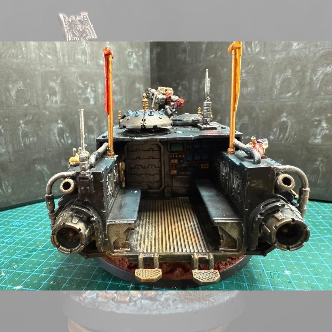 theeternalcrus1's tweet photo. Protector Alexander’s #blacktemplar #impulsor for #nov25btbannercompetitiom
Orginally and an #imperialfist #eBay rescue returning it to battle as the “Dorn’s Legacy”. The parent chapter is honored on the iconography in the front.
#blacktemplars_40k #warhammer #blacktemplars https://t.co/ZqNh4ocZIo