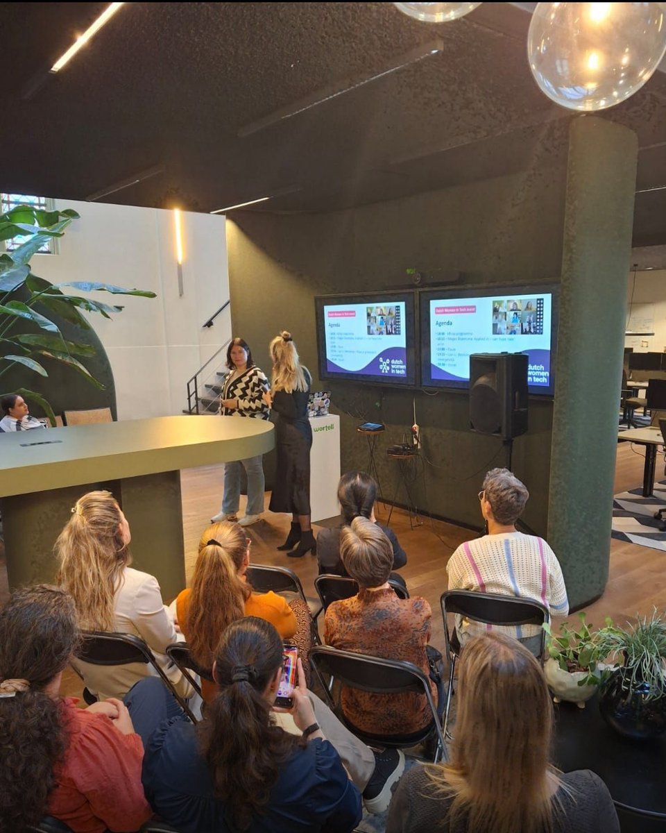 femcornelissen's tweet photo. At the Dutch Women in Tech meetup we laughed, learned, and even did Speaker Karaoke… yes, presenting random slides you’ve never seen before. Pure fun, best confidence training ever.

Lesson of the night?
Own your sparkle ✨

#WomenInTech #DWIT #PublicSpeaking #Confidence #AI https://t.co/ad8ZXGa6iA