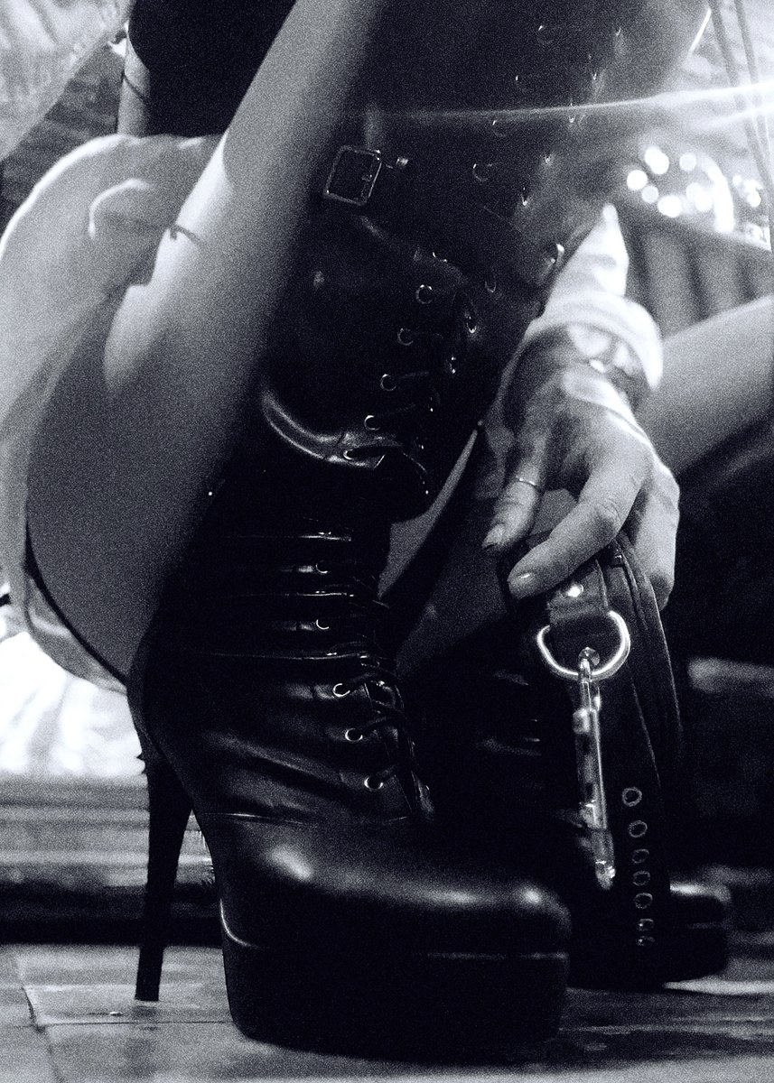 WANT MORE? GET MORE!  

Na mein Lieber, womit hast du dir meine Aufmerksamkeit verdient? 
16-19.10. | Dieses Wochenende
<a href="/DarkDomicile/">Domicile Dark Emotion</a> 

–
Kontakt WA:
+4915209515602